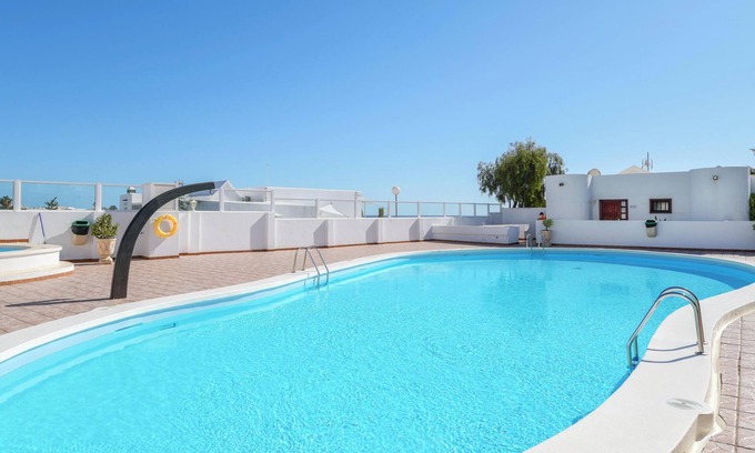 Playa del Cable Apartment | Beachfront Apartment "Casa Conchita" with Sea View, Shared Pool & Terrace