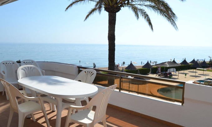 Denia Apartment | Beachfront Apartment in Denia