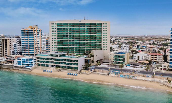 Salinas Apartment | Beachfront apartment with a view, for 2-8 people at Hotel Colon Salinas