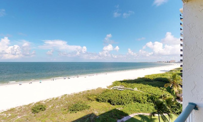 Marco Island House | Beachfront at the Apollo Where the Famous Sunsets Never Get Old!