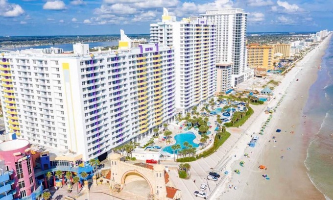 Daytona Beach Apartment | Beachfront Bliss at Ocean Walk Resort!