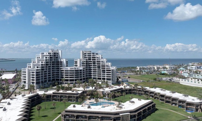 South Padre Island Condo | Beachfront by South Padre Resort Rentals
