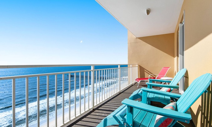 Panama City Beach Condo | Beachfront condo with amazing balcony views, pool & complimentary beach chairs