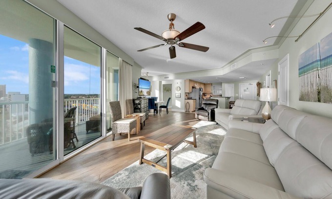 West Panama City Beach Condo | ☀️Beachfront-Corner Unit-Pool-Balcony-Palazzo 408☀️