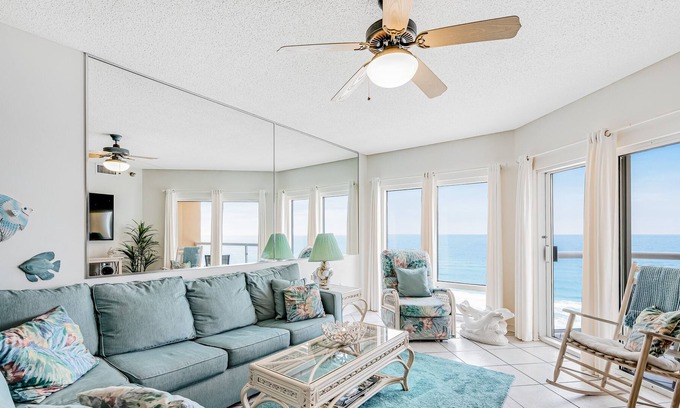 Pensacola Beach Condo | Beachfront Condo with Balcony, Views, & Shared Pools, Hot Tub - Snowbirds Welcome