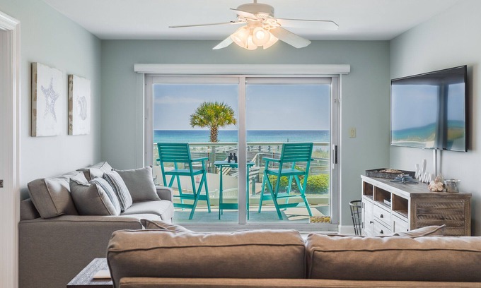 Pensacola Beach Condo | Beachfront Condo - Free Beach Chairs - March Thru October