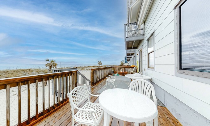 Gulf Shores Condo | Beachfront Condo Overlooking the Gulf w/Deck, Central AC, WiFi & Shared Pool