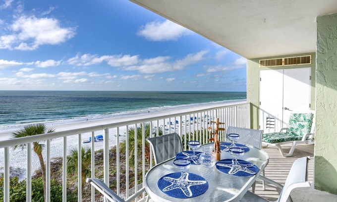 Indian Shores Condo | Beachfront Condo w/Private Balcony! Pool & Hot Tub, FREE Parking & FREE Activities! ~ 607 Sandcastle