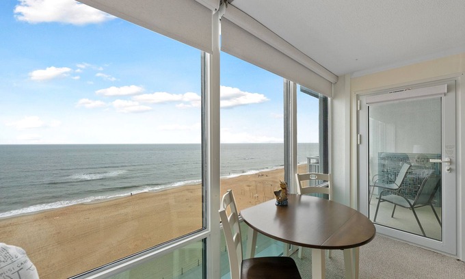 Northeast Virginia Beach Condo | Beachfront Condo with Ocean Views. Sleeps 6.