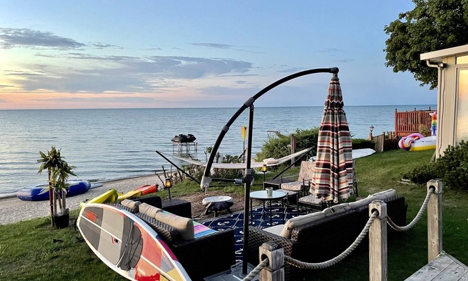 Caseville Cottage | Beachfront Cottage - Perfect Private Beach