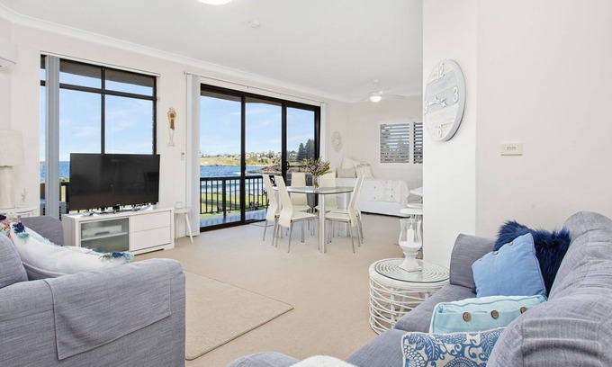 Kiama Apartment | Beachfront Escape