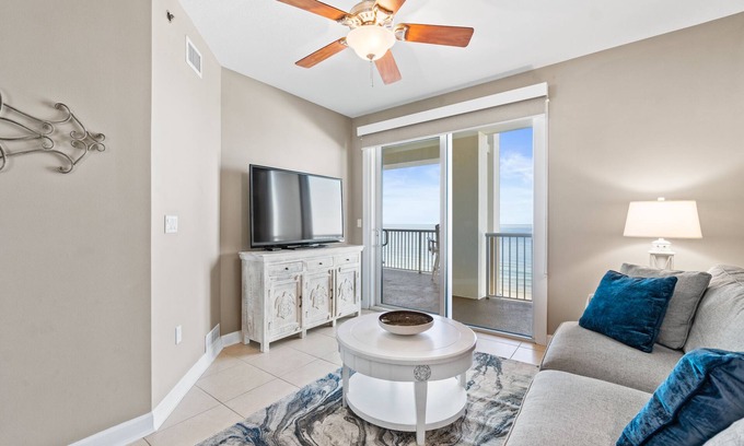 Panama City Beach Condo | Beachfront, Grand Panama 1-701 - Gulf Front Pool, Hot Tub, Free Golf Round Daily