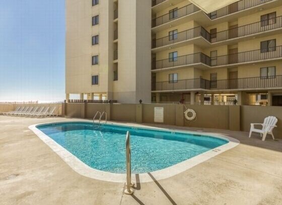 Gulf Shores Condo | BEACHFRONT! Great views and pool!