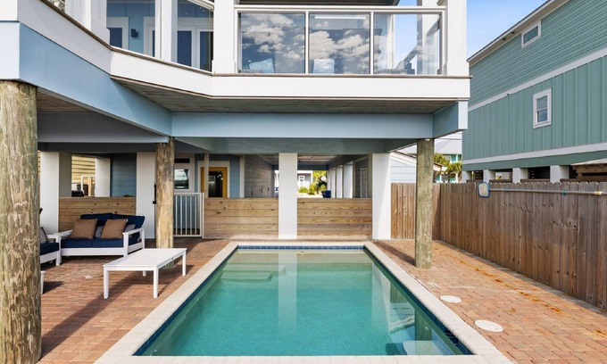 Panama City Beach House | Beachfront Haven! Sleeps 20 Gulf Front 6 Bedrooms 6 Baths Private Pool