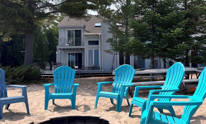 Harrisville House | Beachfront Home on Lake Huron, clean sandy beach, 5 min walk to the lighthouse