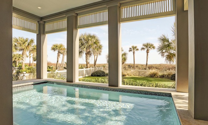 Galveston House | Beachfront Home with Private Pool in Beachtown Galveston
