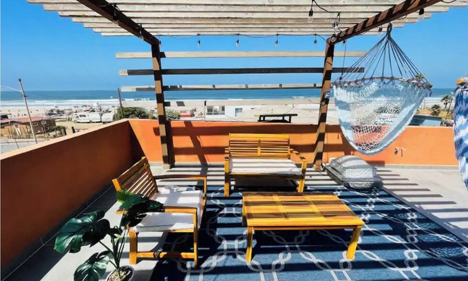 Centro Playas House | Beachfront House W/Rooftop Deck & Free Parking!