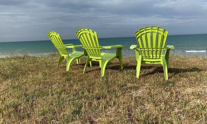 Denneville House | beachfront house with direct access to the beach