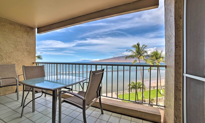 Kihei Condo | Beachfront Kihei Sanctuary w/Lanai & Ocean Views!