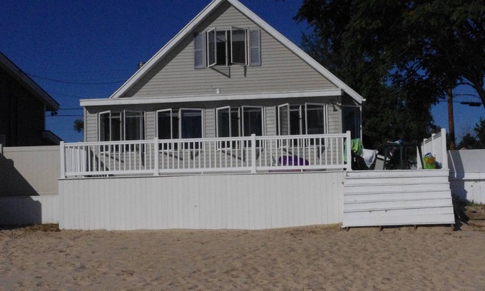 Kawkawlin House | Beachfront Lake Huron Home on Brissette Beach ~ Relax and enjoy the beauty! ~