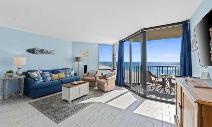 Panama City Beach Condo | Beachfront Paradise Condo ON THE BEACH/FREE BEACH CHAIRS/5 STARS & BEACH VIEWS