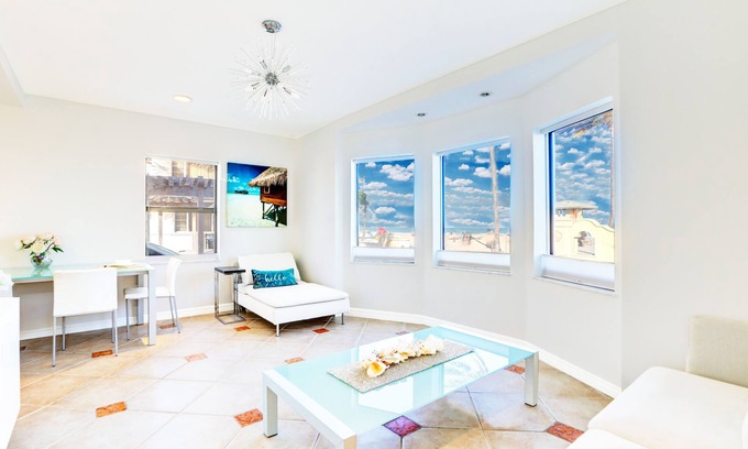 Hollywood Condo | Beachfront Paradise w/Oceanview