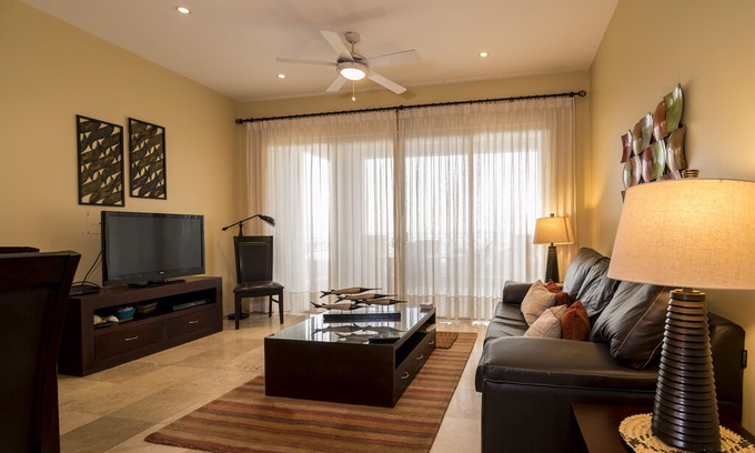 La Paz Resort | Beachfront Paraiso Del Mar Condo with Incredible Views