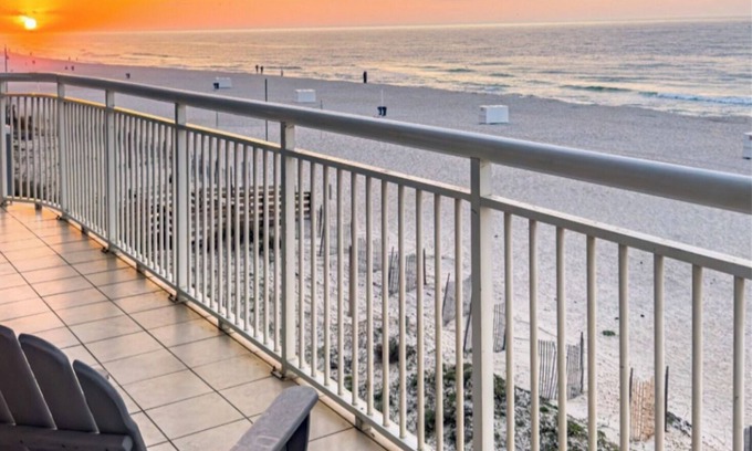 Gulf Shores Condo | Beachfront Penthouse-Style Luxury - Sleep up to 20