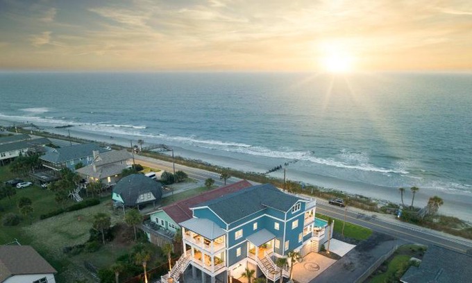 Folly Beach House | Beachfront Pool Outdoor Kitchen Firepit Putting Green