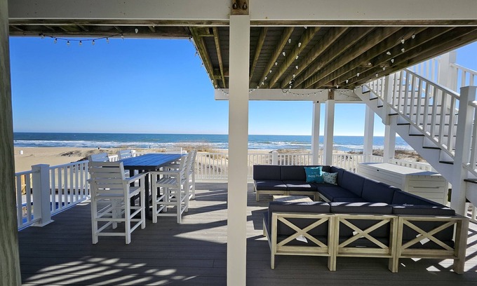 Sandbridge House | Beachfront/Pool/Hot Tub/Dog Friendly/Winter Specials