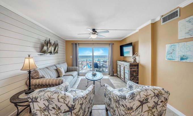 Biltmore Beach Condo | Beachfront Regency Tower 214 w/Pool, Tiki Bar, FREE Beach Service, Golf & Tix