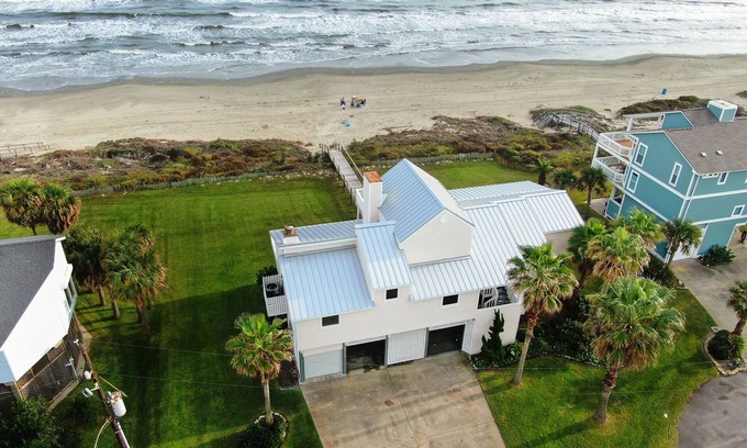 Indian Beach House | Beachfront Rose - FRONT ROW- Private WALKOVER -Remodeled - Sleeps 14 - EPIC VIEW