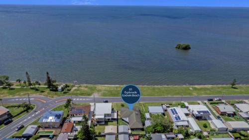 Godwin Beach House | Beachfront - Seaview Bungalow