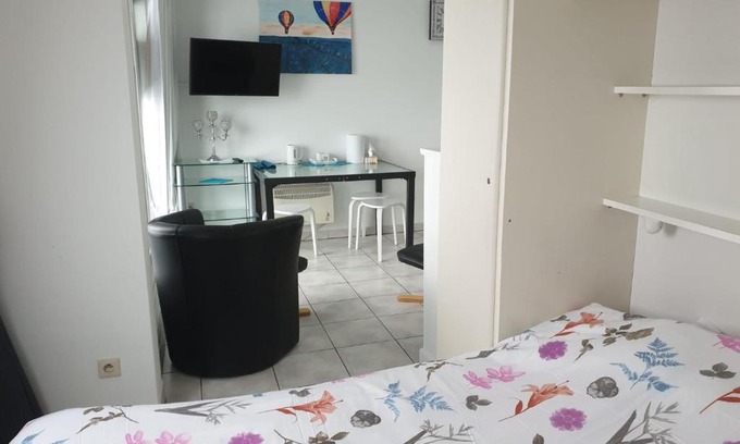 Blankenberge Apartment | Beachfront Studio in Blankenberg (Belgium)