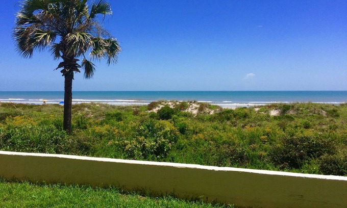 Crescent Beach Condo | Beachfront Sunrise Suite # 116