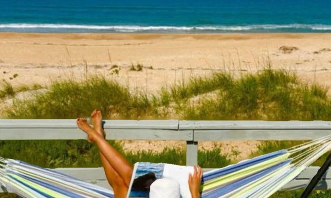 South Ponte Vedra Beach House | BEACHFRONT ULTRA PRIVATE HOME JUST 11 STEPS to SAND🐚FREEBIES🥞ST. AUG,PETS CONS.