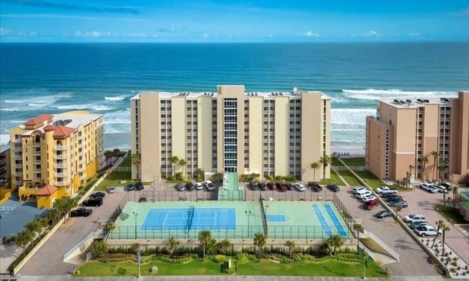 Daytona Beach Shores Condo | Beachfront Condo*New Owners-Updated Unit*Spectacular Views*Pets*No-drive Beach - 402 Shores Club