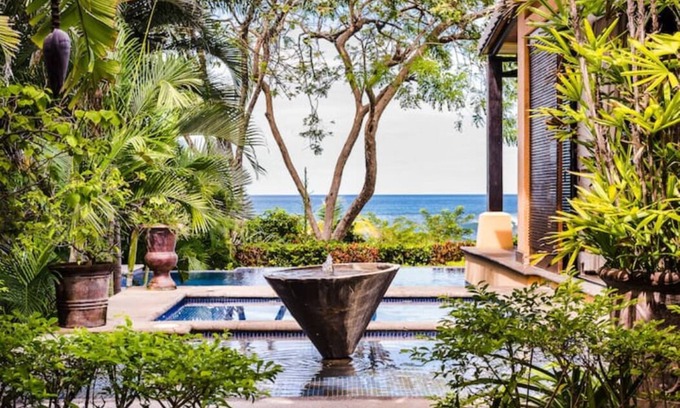 Playa Langosta House | Beachfront Villa, Best Sunset Views close to Tamarindo!
