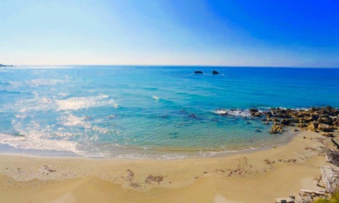 Agios Matthaios Villa | Beachfront Villa Rania