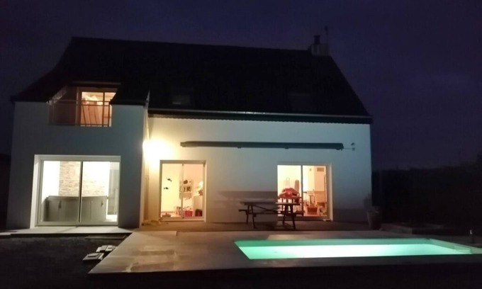 Penestin Villa | Beachfront villa with heated indoor pool, Jacuzzi and games room.