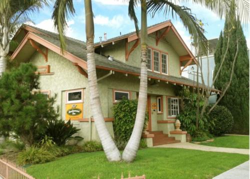 Bluff Heights Bed & Breakfast | Beachrunners Inn
