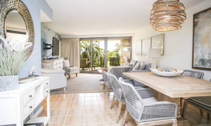 Sandestin Condo | Beachside 1 4011 - Beachfront - Pool, Sandestin, 1st Floor, Free Golf Daily