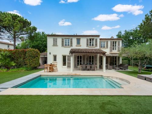 Cote d'Azur- French Riviera Villa | Beachside Bliss in Gassin