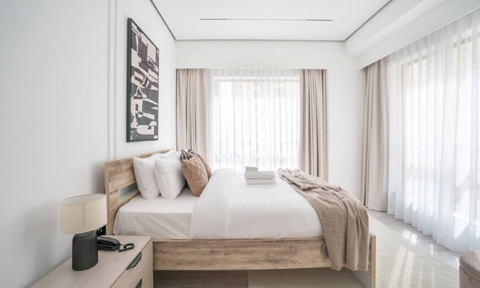 Dubai Marina Apartment | Beachside Bliss in JBR - Sea View & Family Friendly