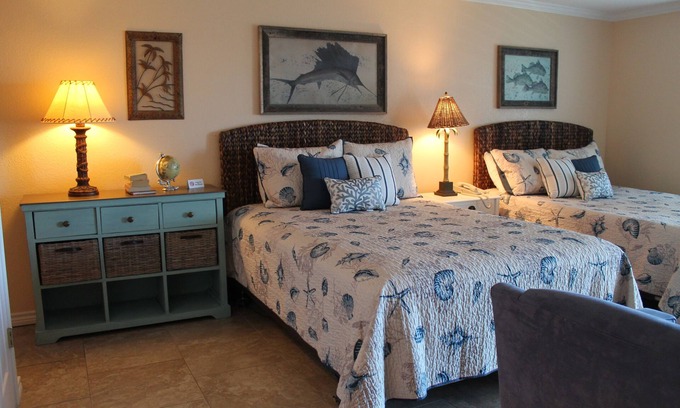 Port Aransas Apartment | Beachside condo, sleeps four. Stunning views from private balcony!