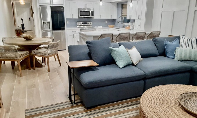 Indian Rocks Beach Condo | Beachside Dreams-Pet Friendly Condo 25yds from beach w heated pool, 2 parking sp