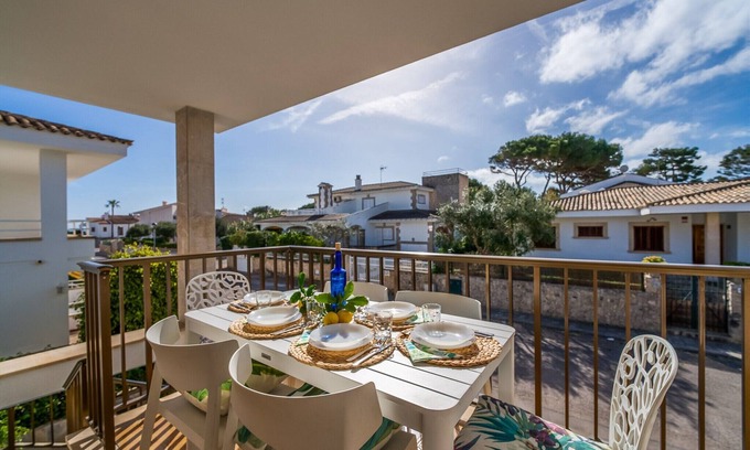 Muro Apartment | Beachside Home with Terraces