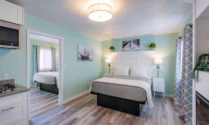 Seaside House | Beachside Inn