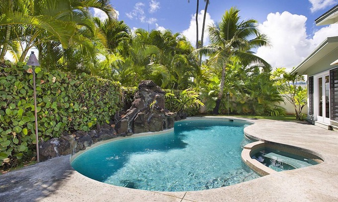 Kailua House | Beachside Kailua AC 3min to beach! CONTACT for available dates - AUGSepOCT avail