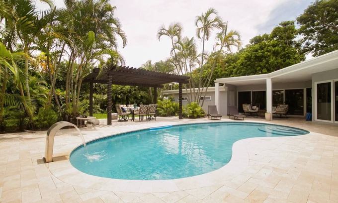 Harbor Beach House | Beachside Oasis in Prime Location w/Pool & Gardennn
